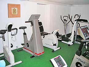 Fitnessbereich im 3-Sterne-Superior-Hotel 318-bter in Bad Münder am Deister